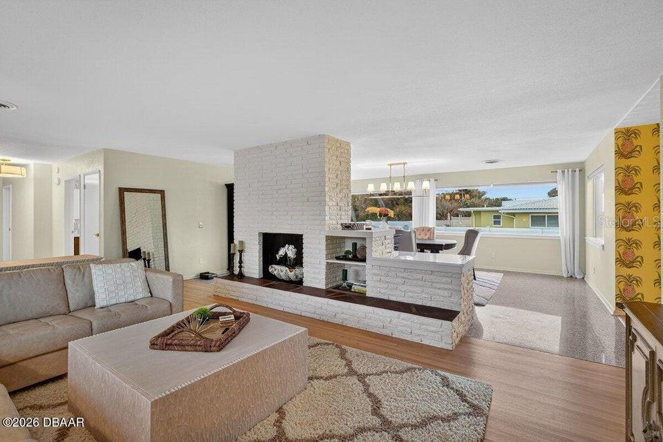 RIVEROAKS - Residential