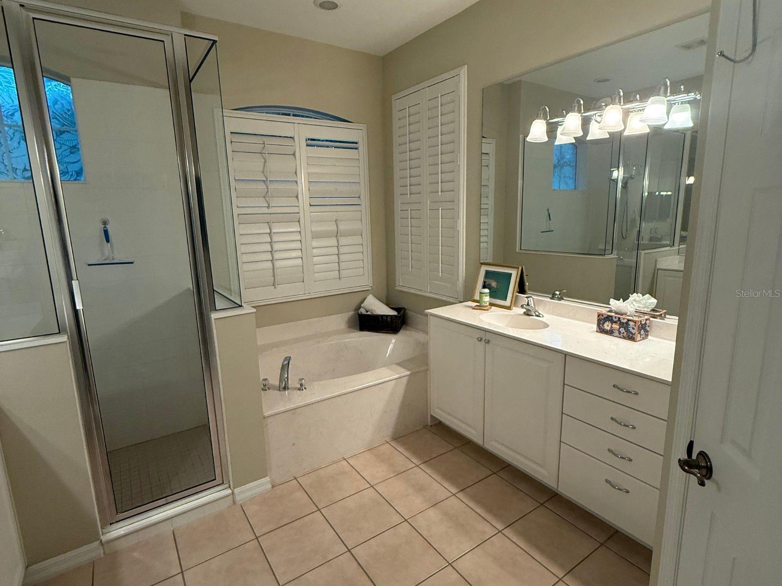 ASHLEY TRACE AT UNIVERSITY PLACE - Residential Lease