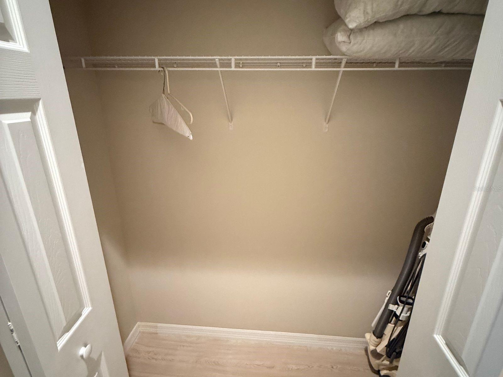 ASHLEY TRACE AT UNIVERSITY PLACE - Residential Lease