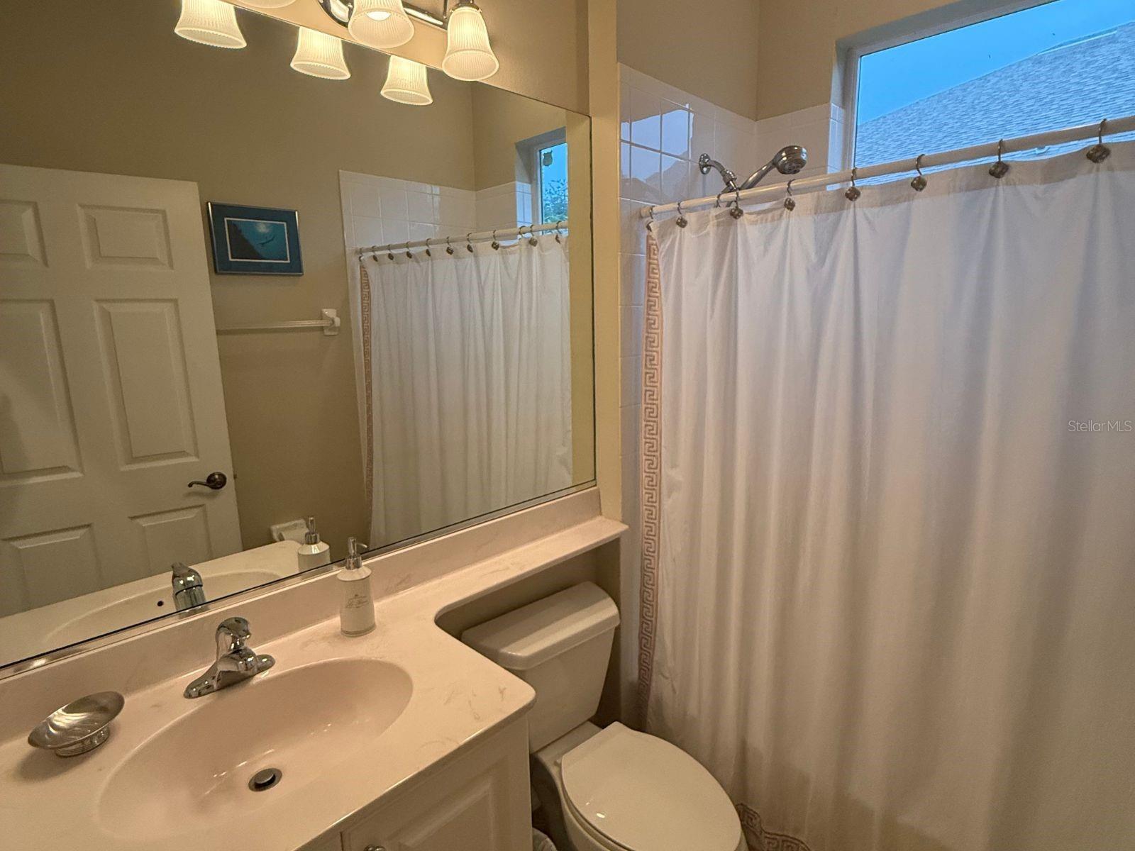 ASHLEY TRACE AT UNIVERSITY PLACE - Residential Lease