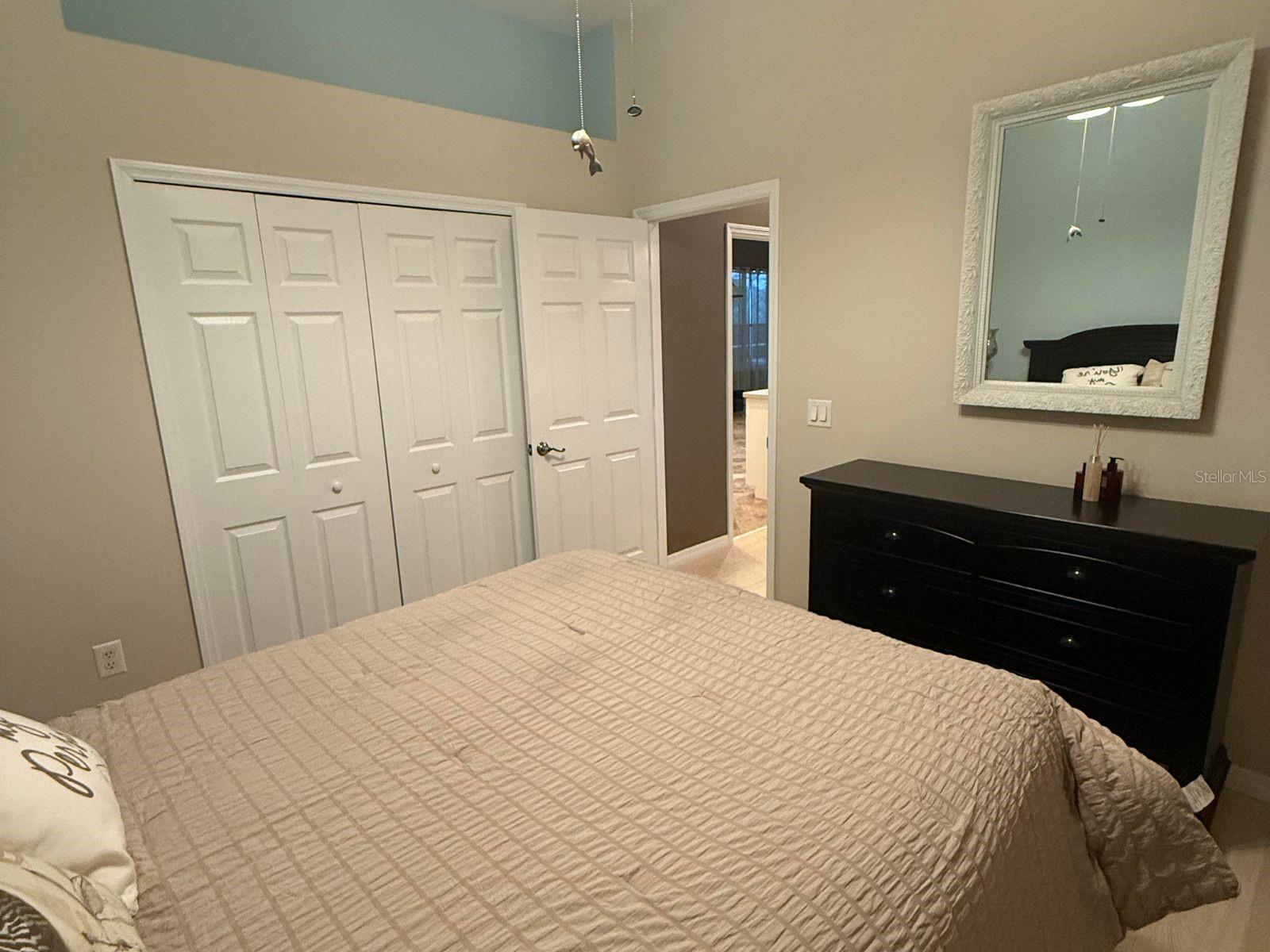 ASHLEY TRACE AT UNIVERSITY PLACE - Residential Lease