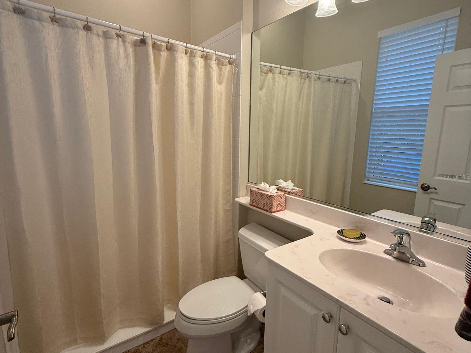 ASHLEY TRACE AT UNIVERSITY PLACE - Residential Lease