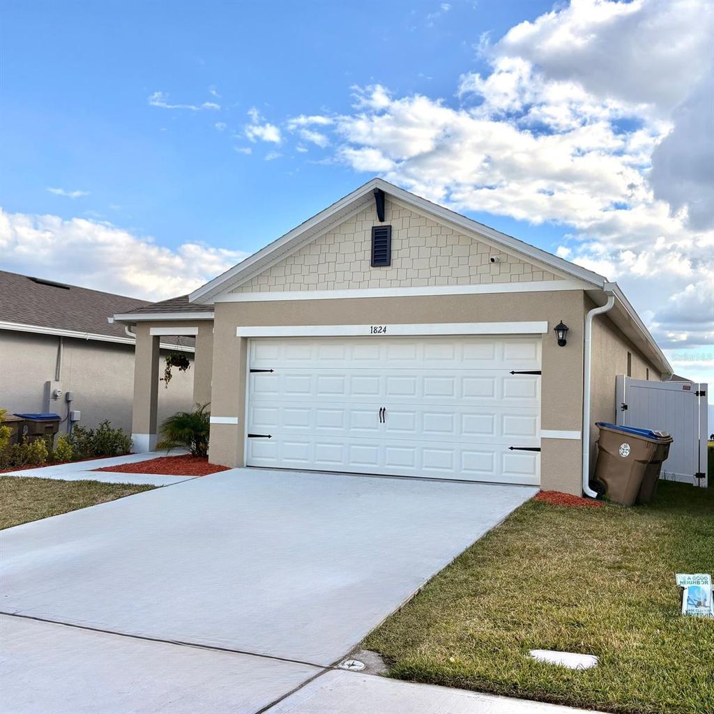 Photo of 1824 Echo Valley Street, Kissimmee, FL 34744 (MLS # O6377537)