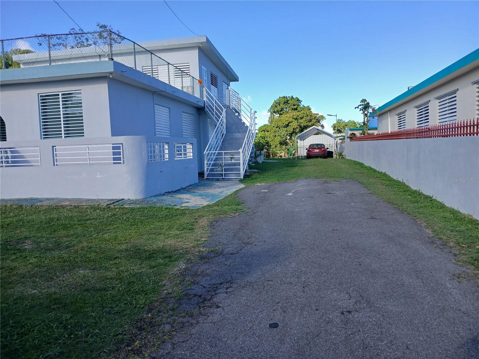 CALLE ROBLES A-4 BO AGUAS CLARAS - Residential Income