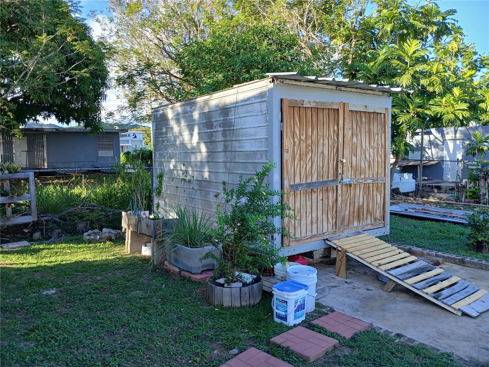 CALLE ROBLES A-4 BO AGUAS CLARAS - Residential Income