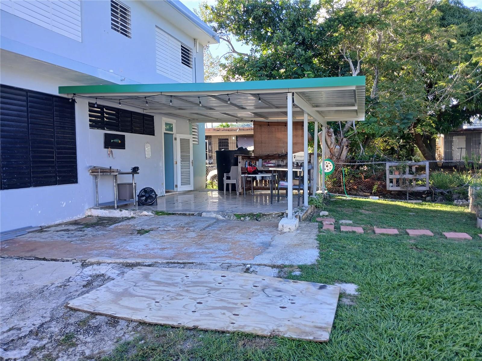 CALLE ROBLES A-4 BO AGUAS CLARAS - Residential Income