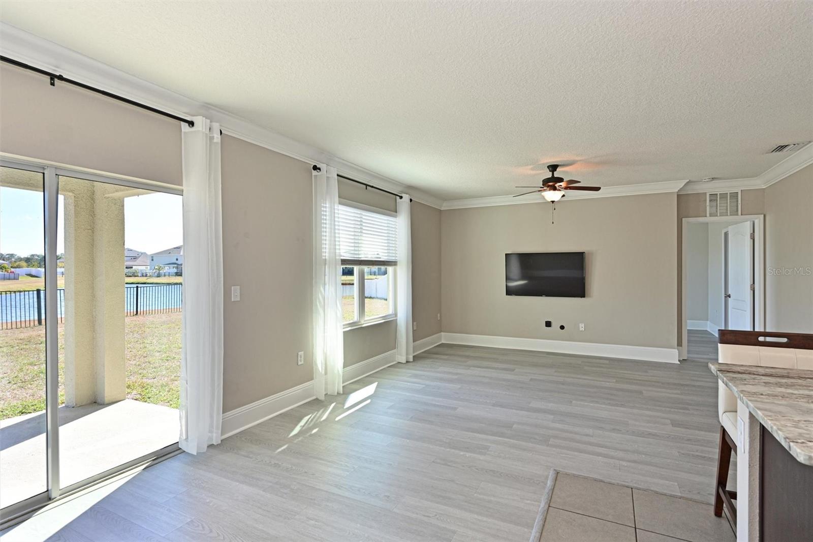 DEL TIERRA PH II - Residential