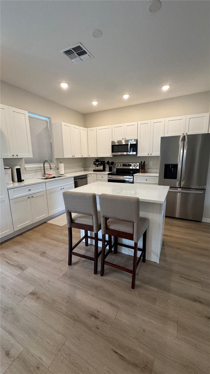 1045 MORNINGSIDE DRIVE