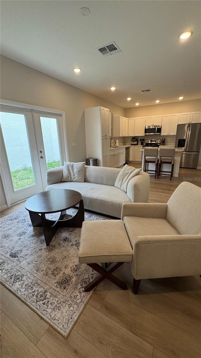 SENTINEL HILL - Residential