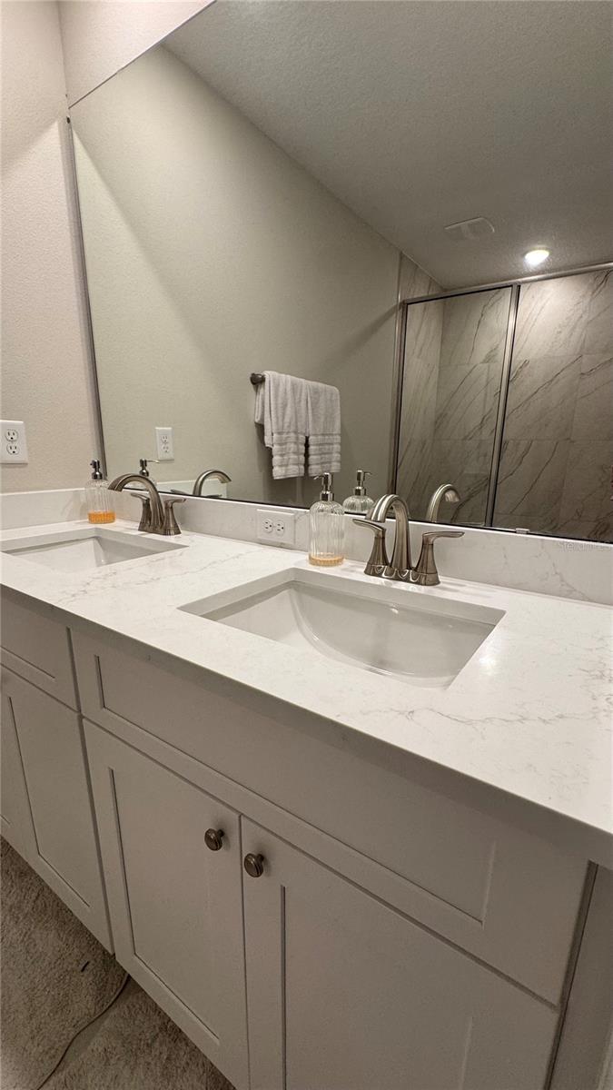 SENTINEL HILL - Residential