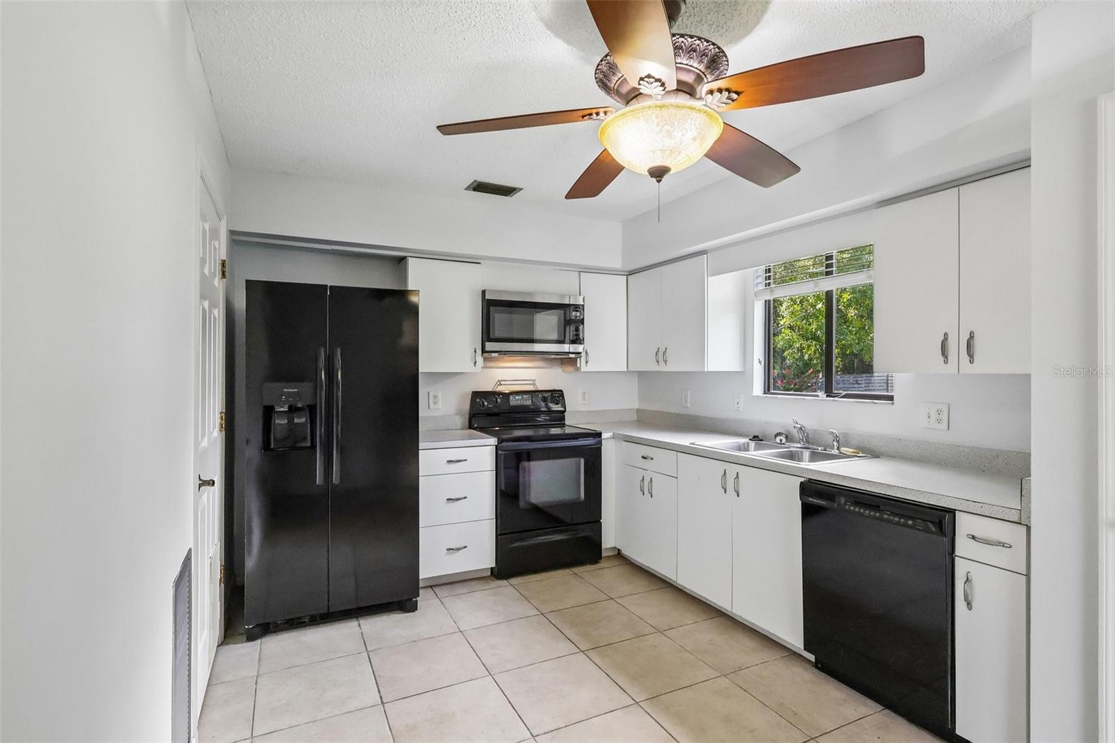 632 MOUNT HOMER ROAD 4A