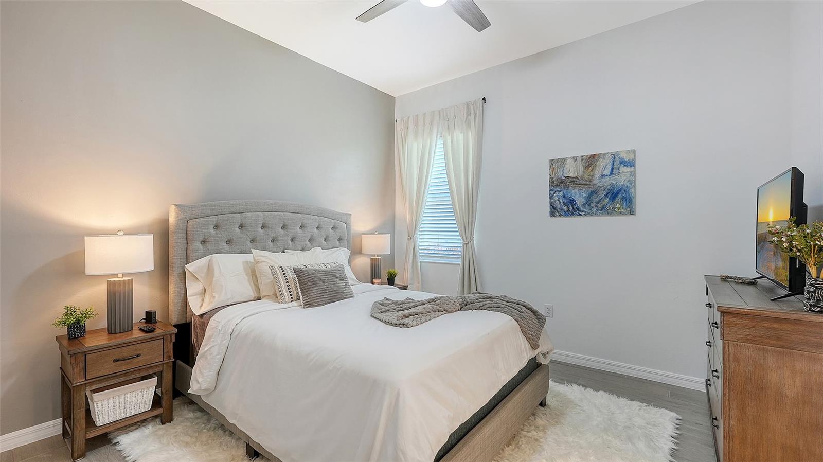 WELLEN PARK GOLF & COUNTRY CLUB - Residential Lease