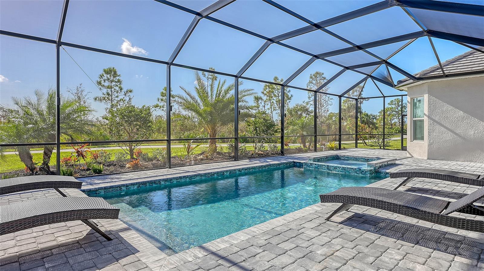 WELLEN PARK GOLF & COUNTRY CLUB - Residential Lease