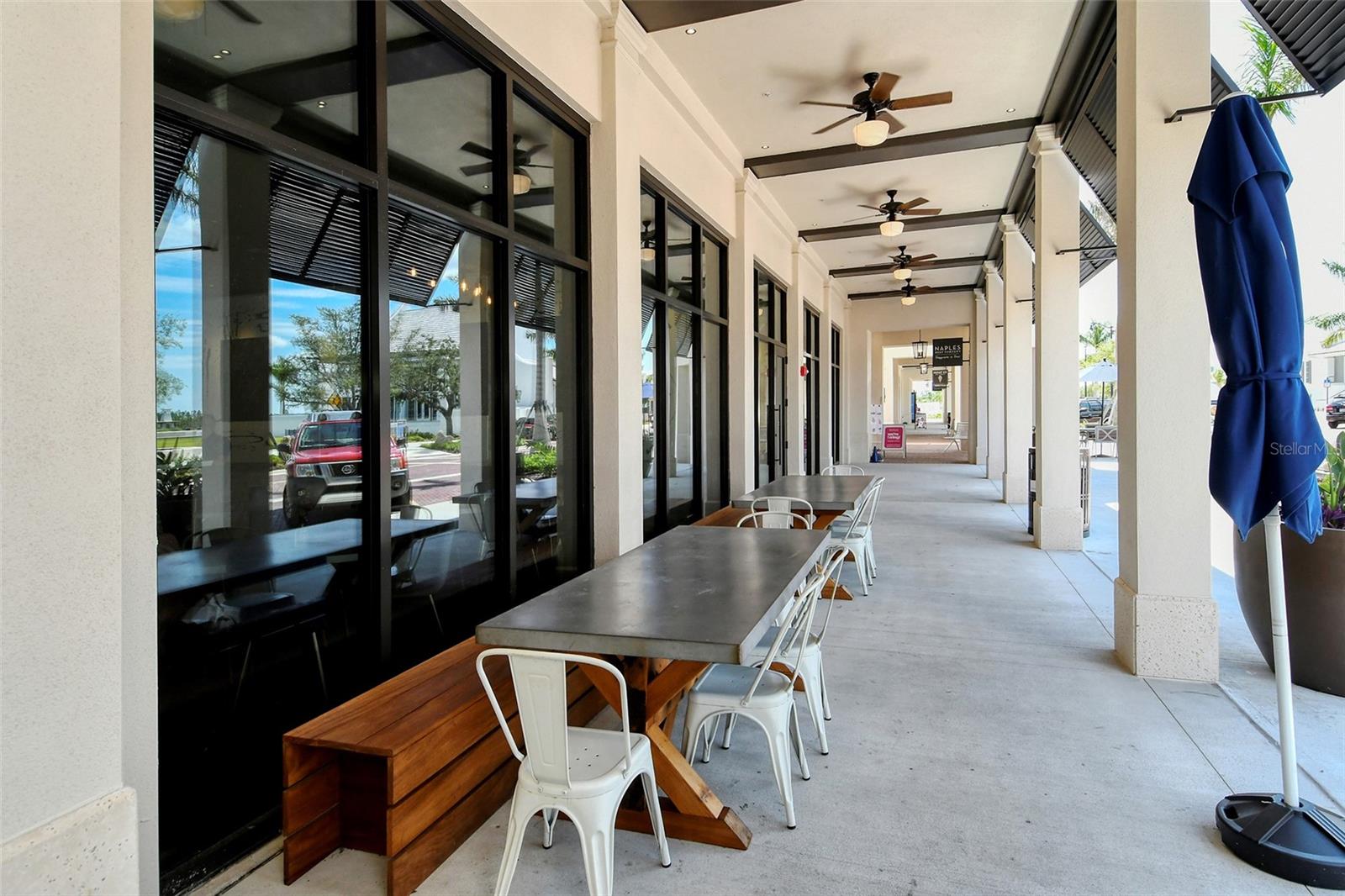 WELLEN PARK GOLF & COUNTRY CLUB - Residential Lease
