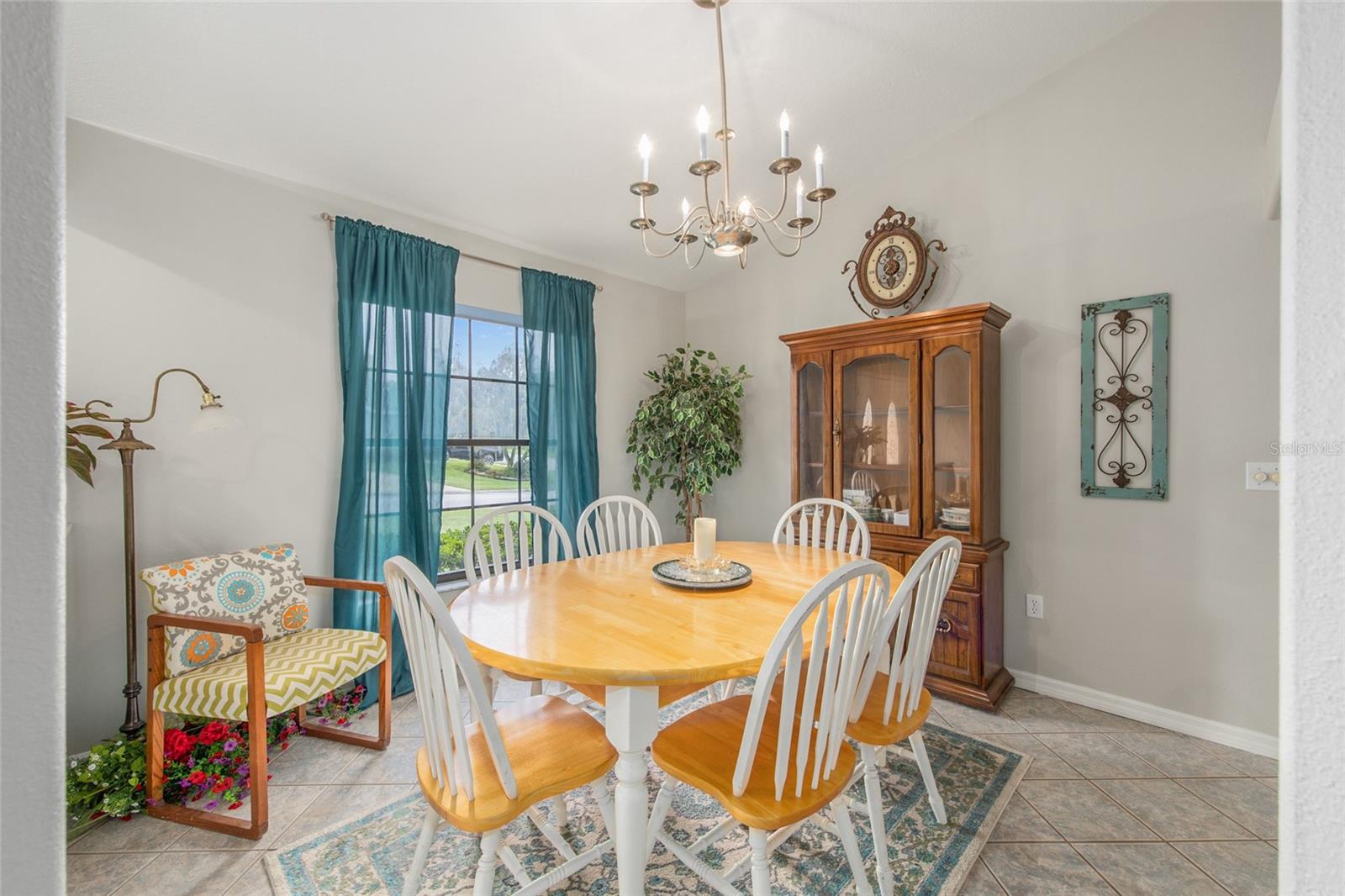 AVONDALE - Residential