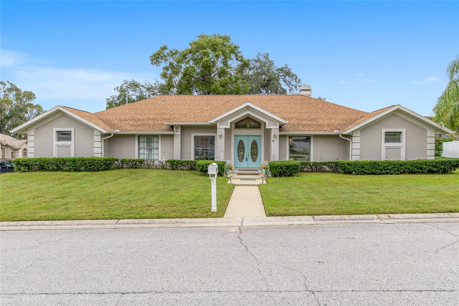 AVONDALE - Residential