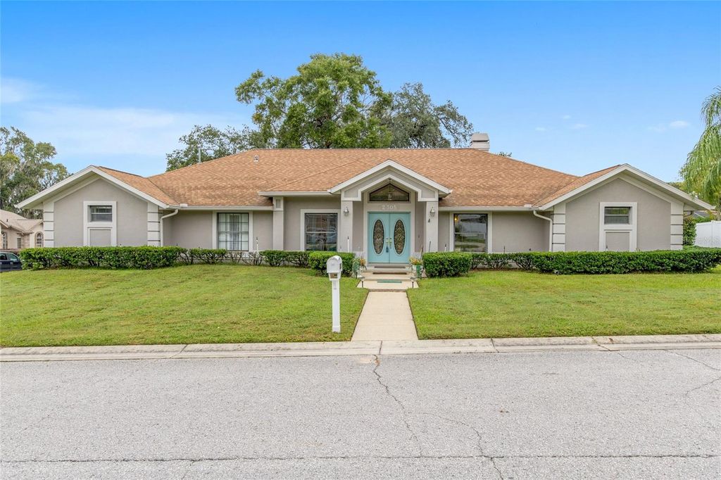 Photo of 2305 SE 30th Street, Ocala, FL 34471 (MLS # OM711881)