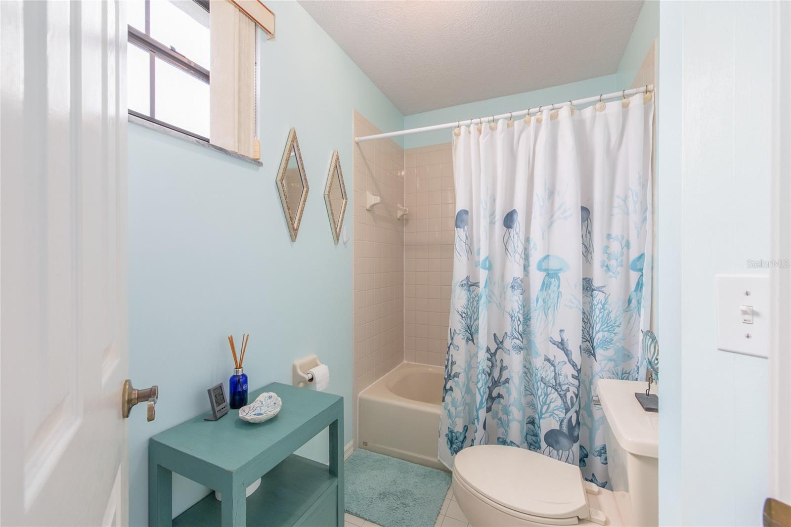 AVONDALE - Residential