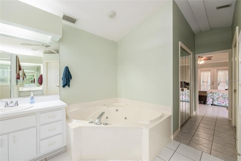 Tiny photo for 2305 SE 30th Street, Ocala, FL 34471 (MLS # OM711881)