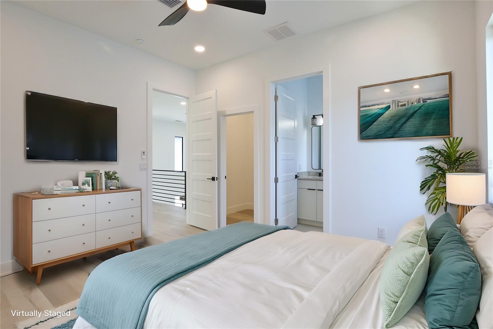 RIDGEWOOD - Residential