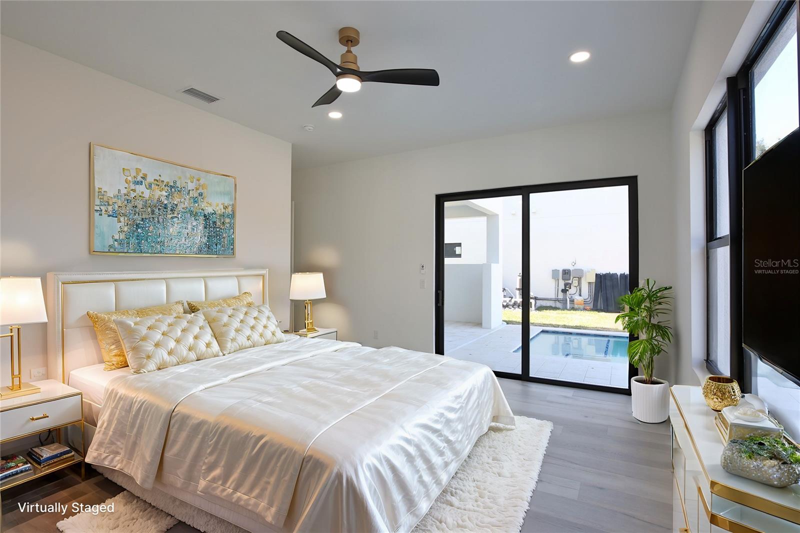 RIDGEWOOD - Residential