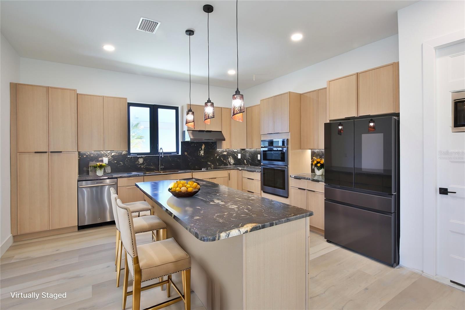 RIDGEWOOD - Residential