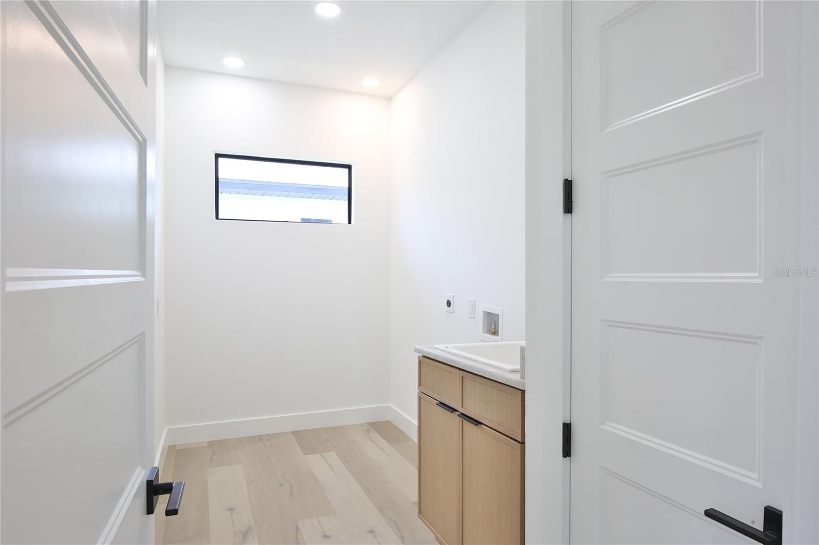 RIDGEWOOD - Residential