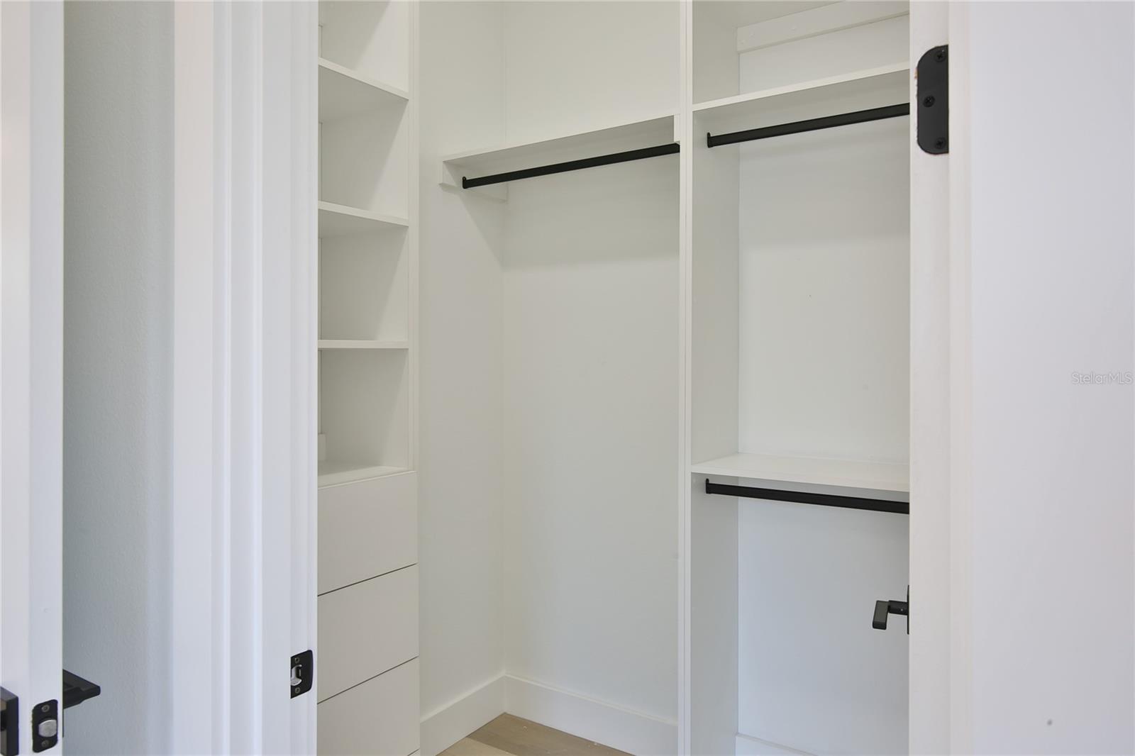 RIDGEWOOD - Residential