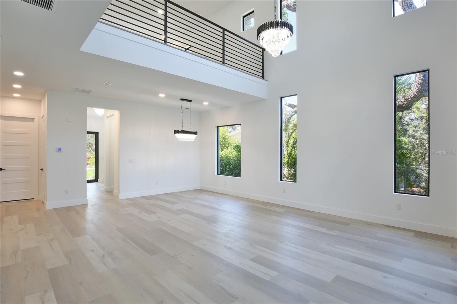 RIDGEWOOD - Residential