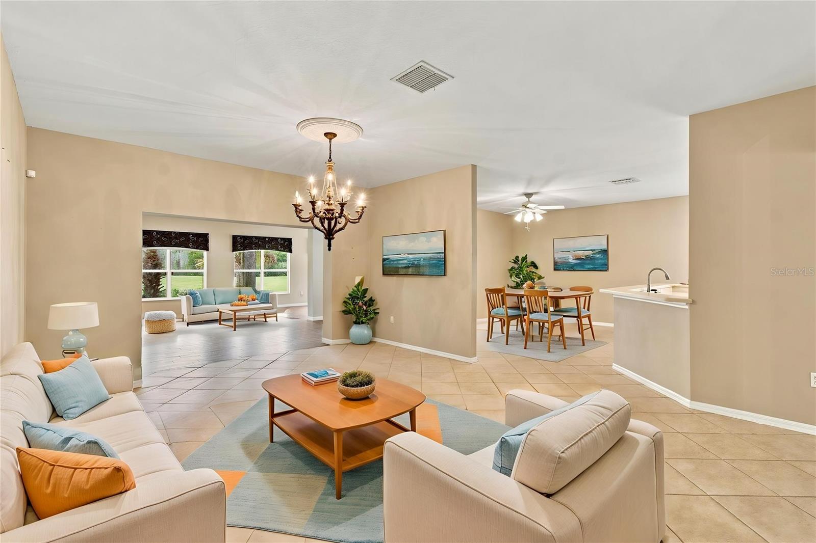 352 HAMRICK DR