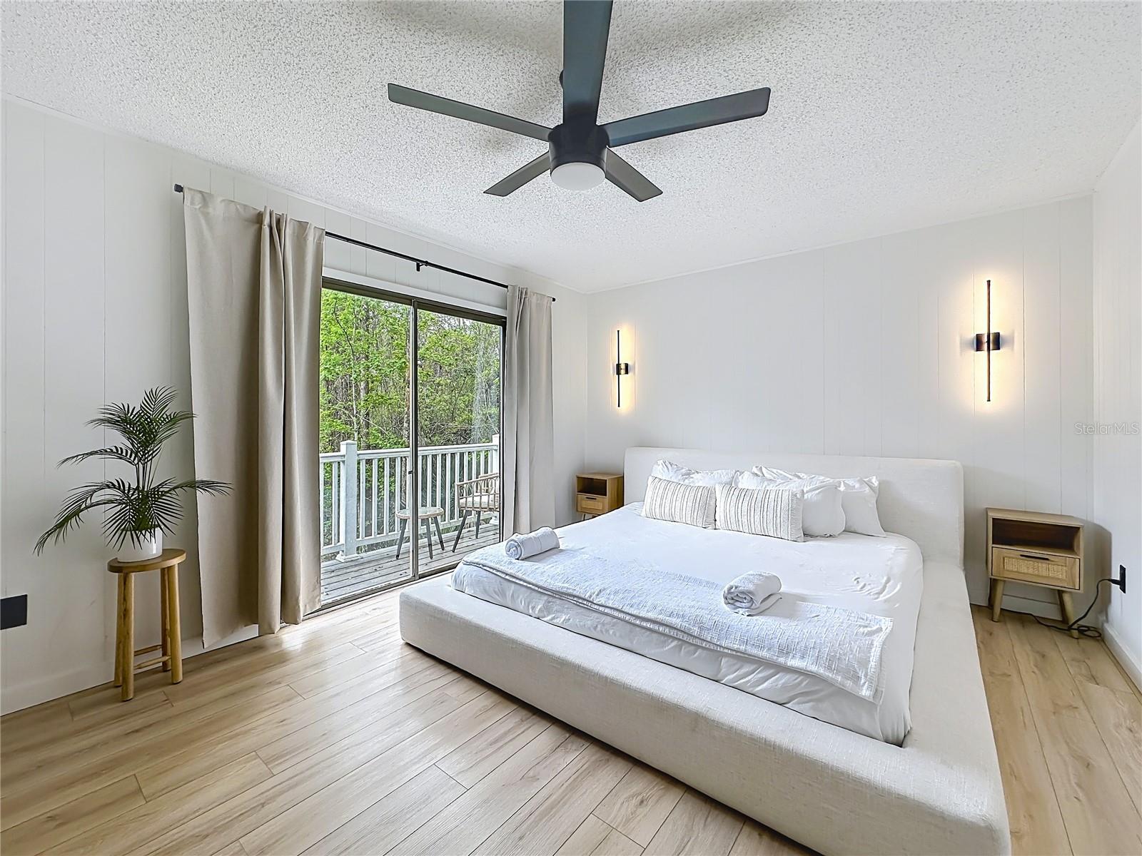 RAVENWOOD - Residential