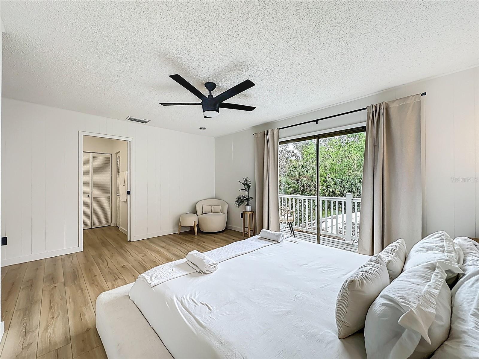 RAVENWOOD - Residential