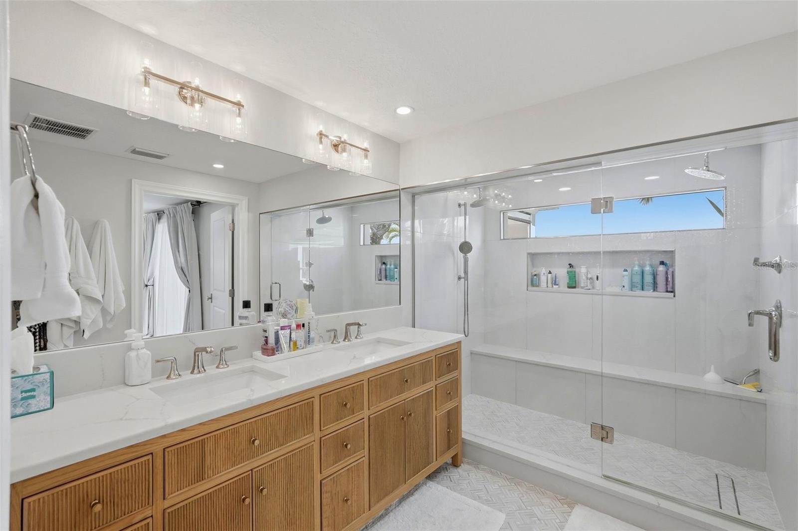 NORTH EAST PARK SHORES 3RD ADD - Residential