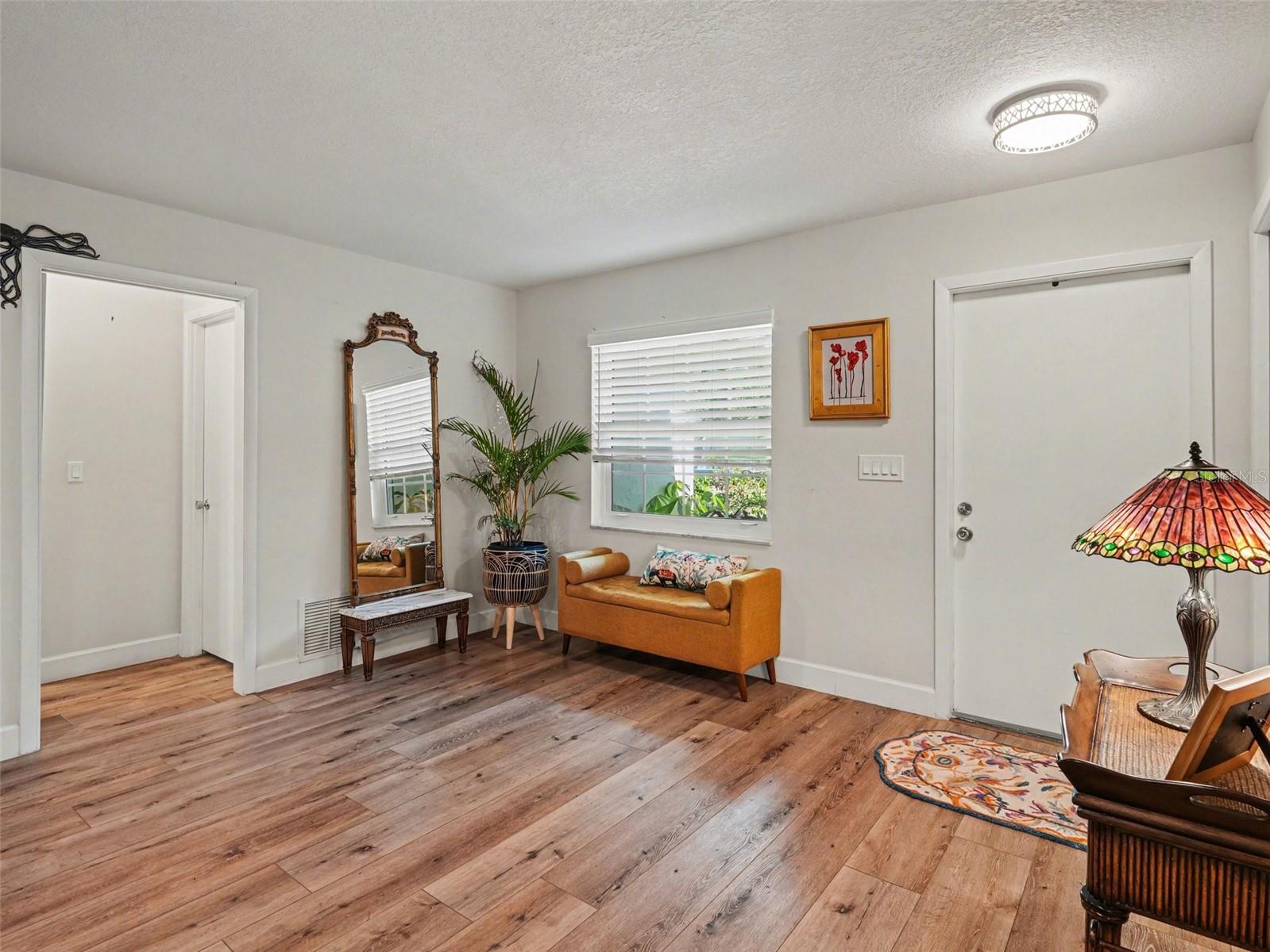 5612 PALM AIRE DRIVE