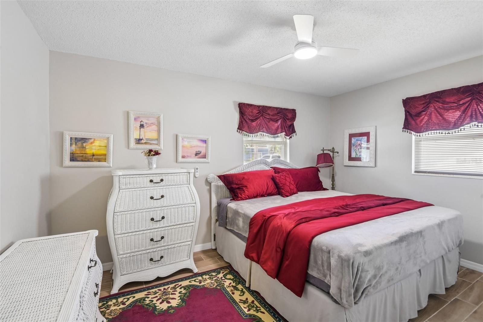 HAYWARD & MILES SUB - Residential