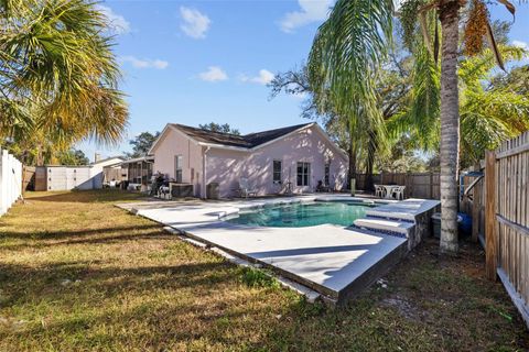 A home in VALRICO