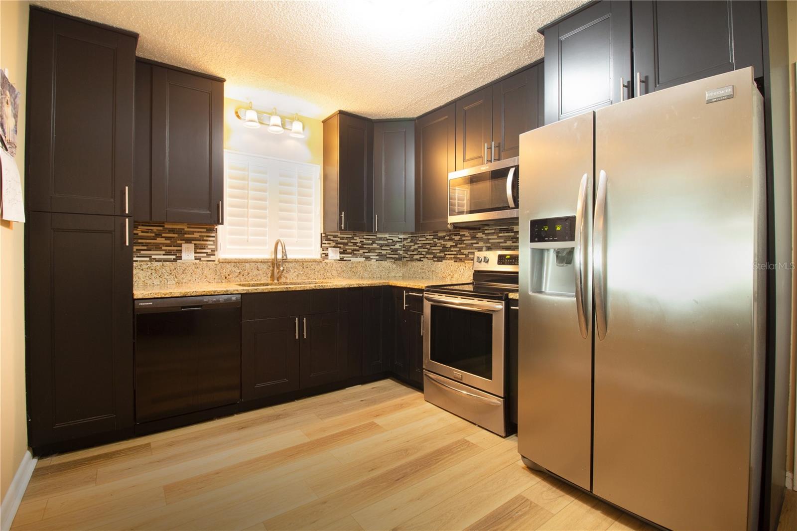 LAKESIDE TERRACE 1ST ADD - Residential