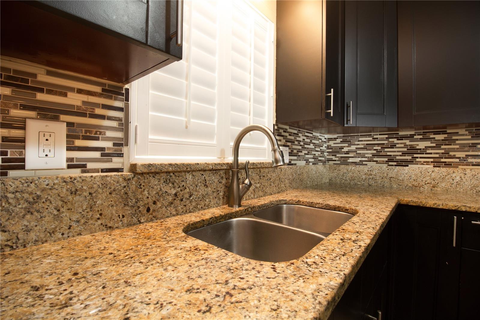 LAKESIDE TERRACE 1ST ADD - Residential