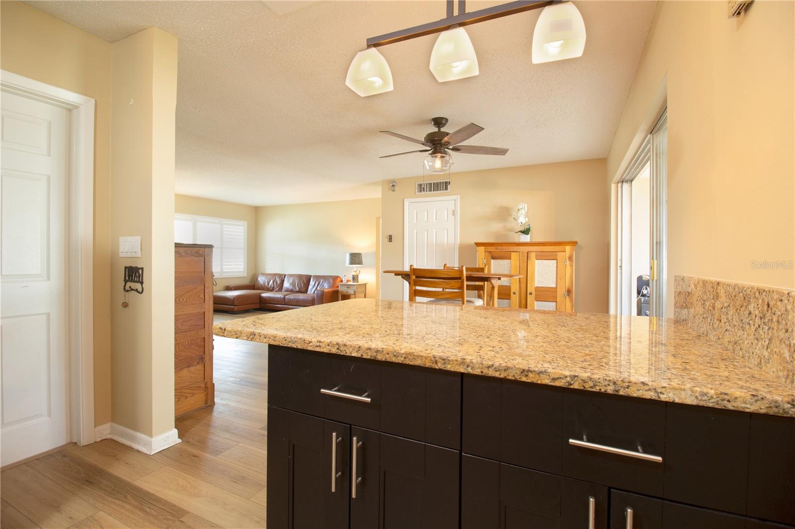 LAKESIDE TERRACE 1ST ADD - Residential