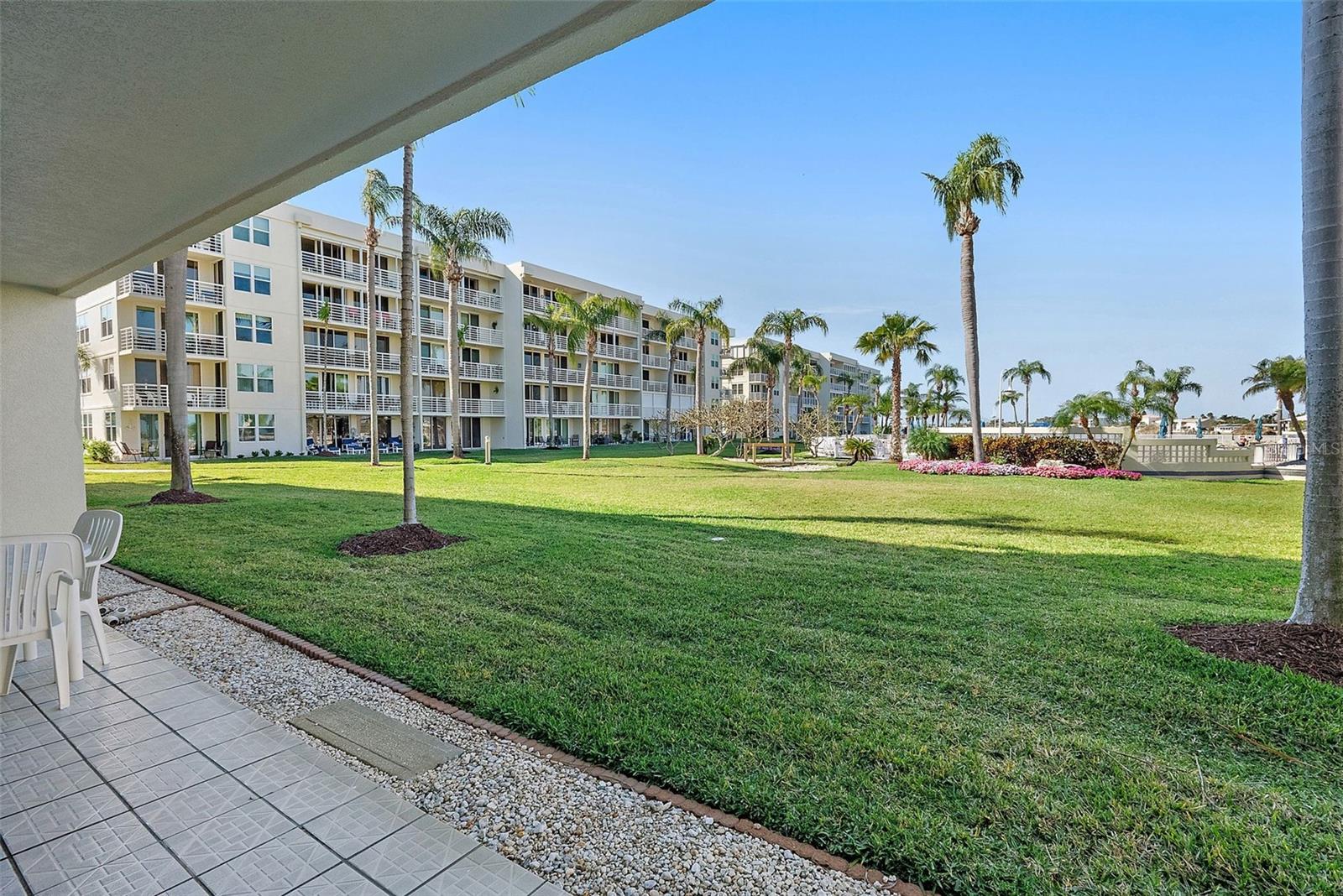 BAHIA VISTA UNIT II - Residential