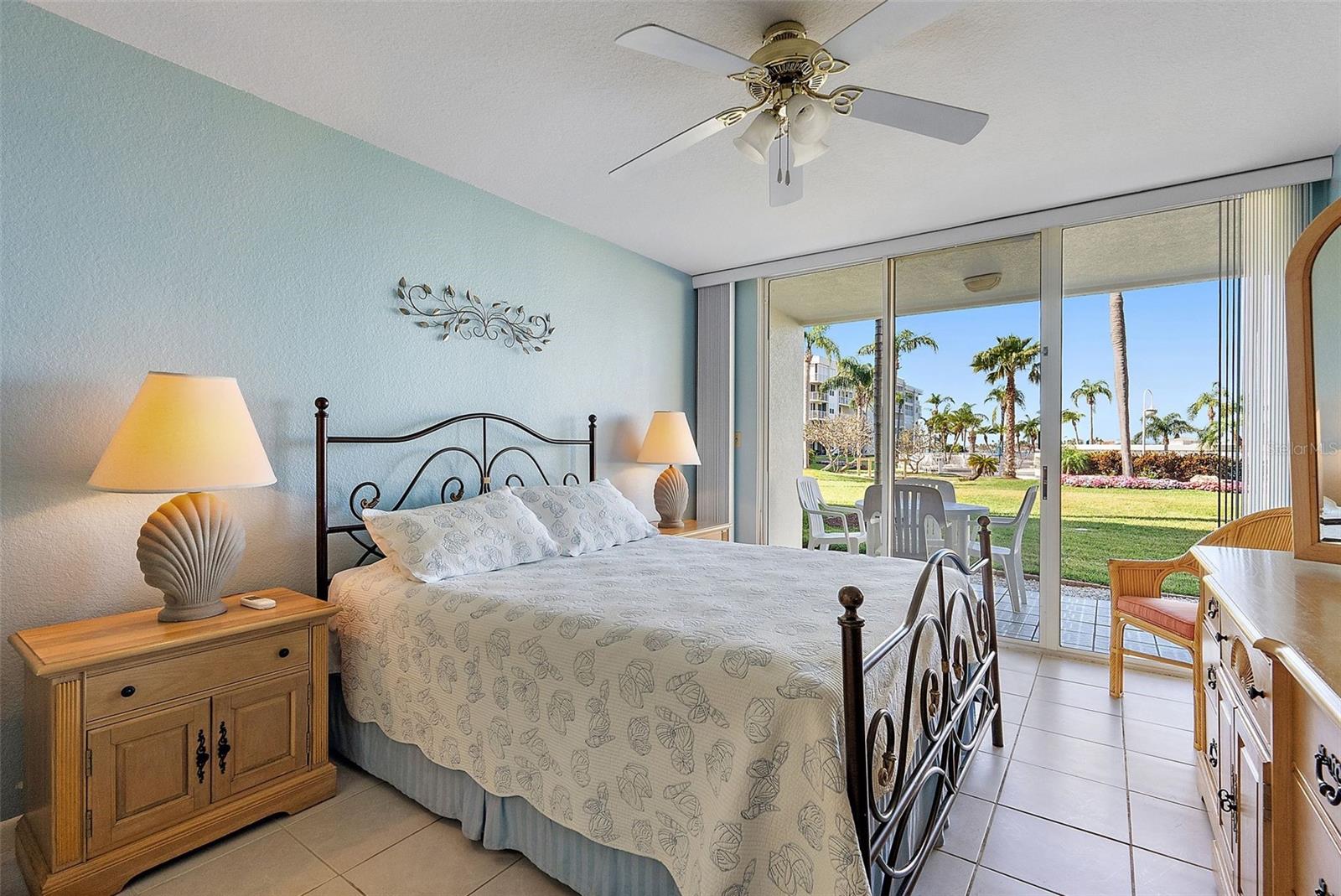BAHIA VISTA UNIT II - Residential