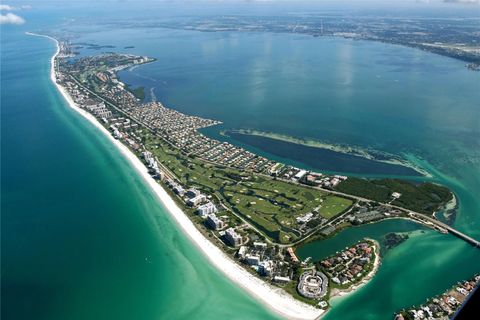 A home in LONGBOAT KEY