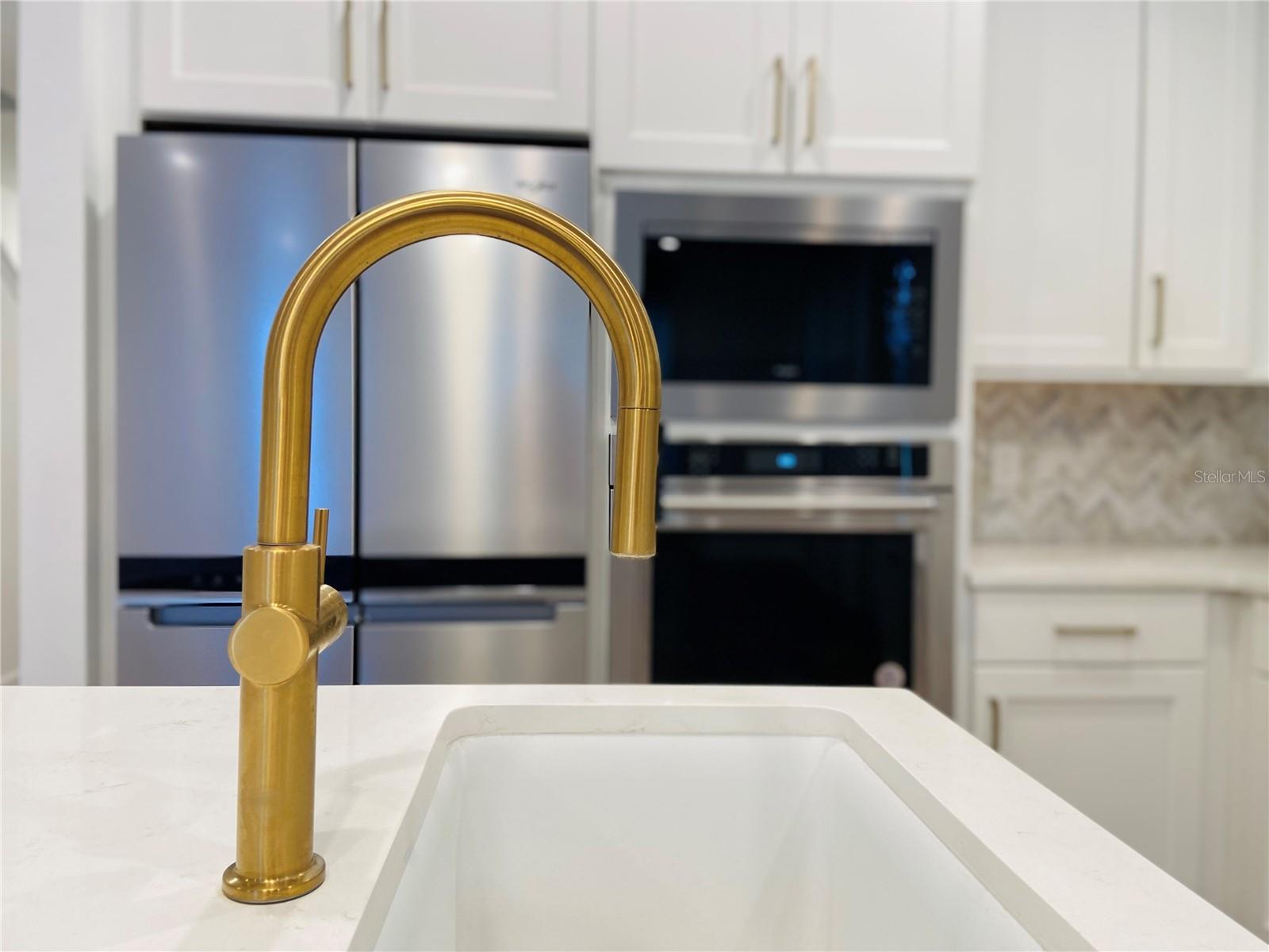 BRONSON PEAK PH 1A - Residential Lease