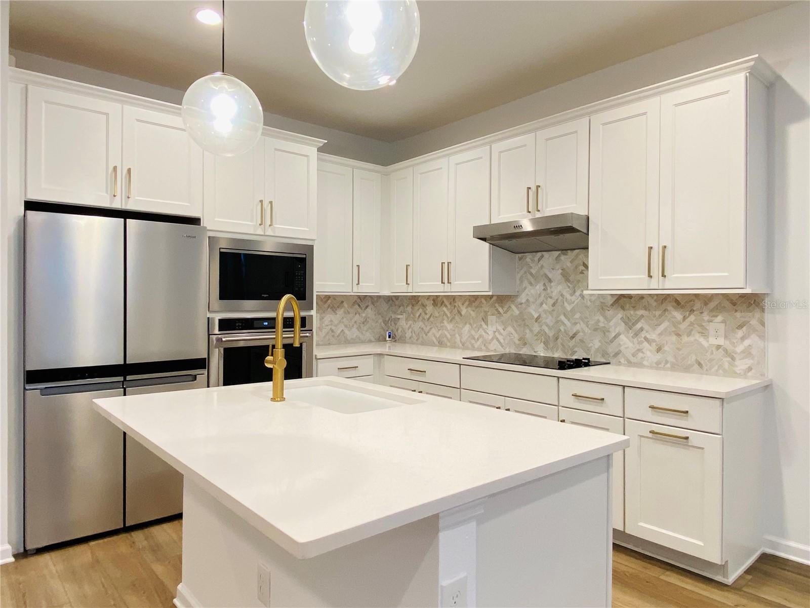 BRONSON PEAK PH 1A - Residential Lease