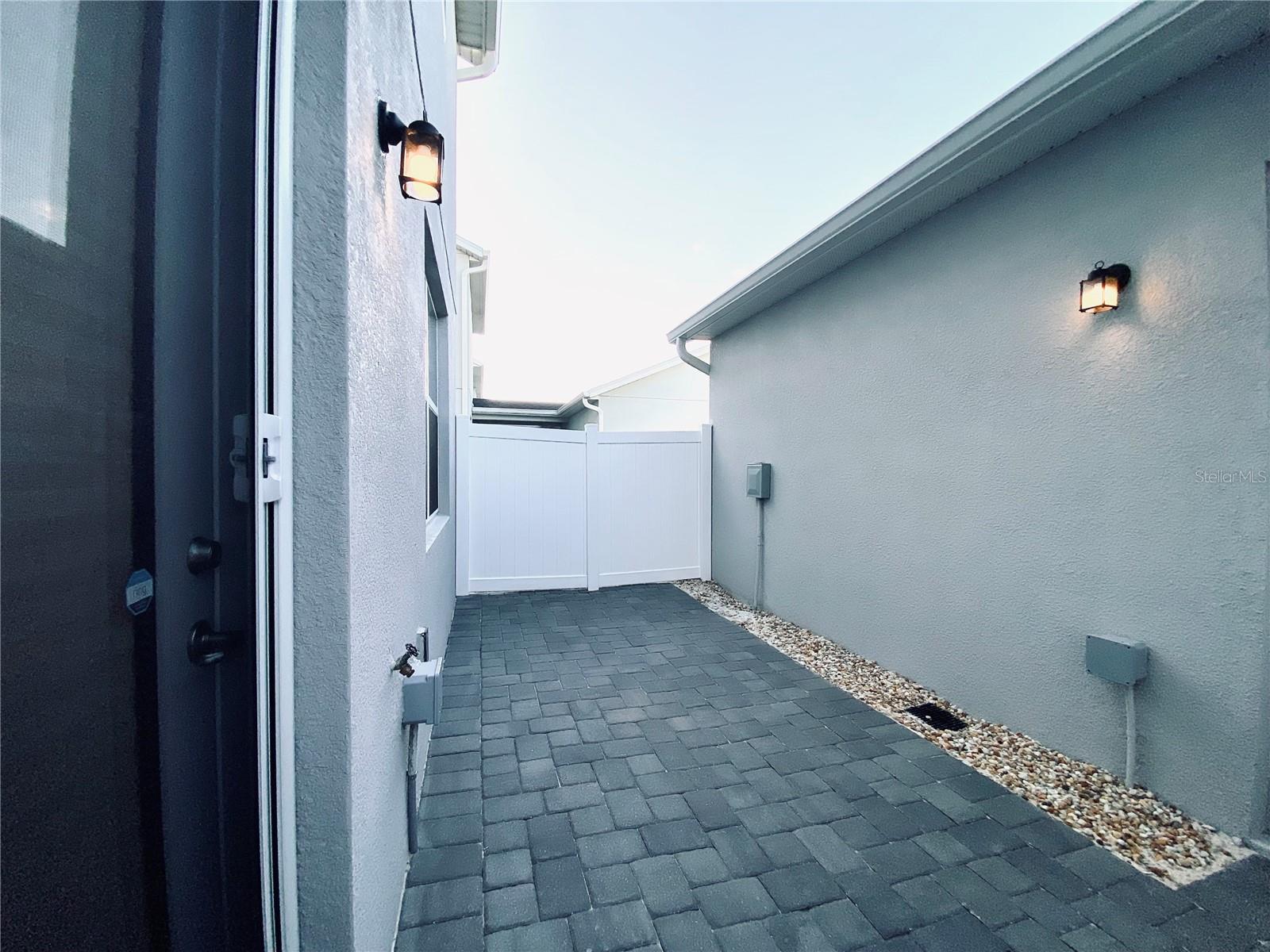 BRONSON PEAK PH 1A - Residential Lease