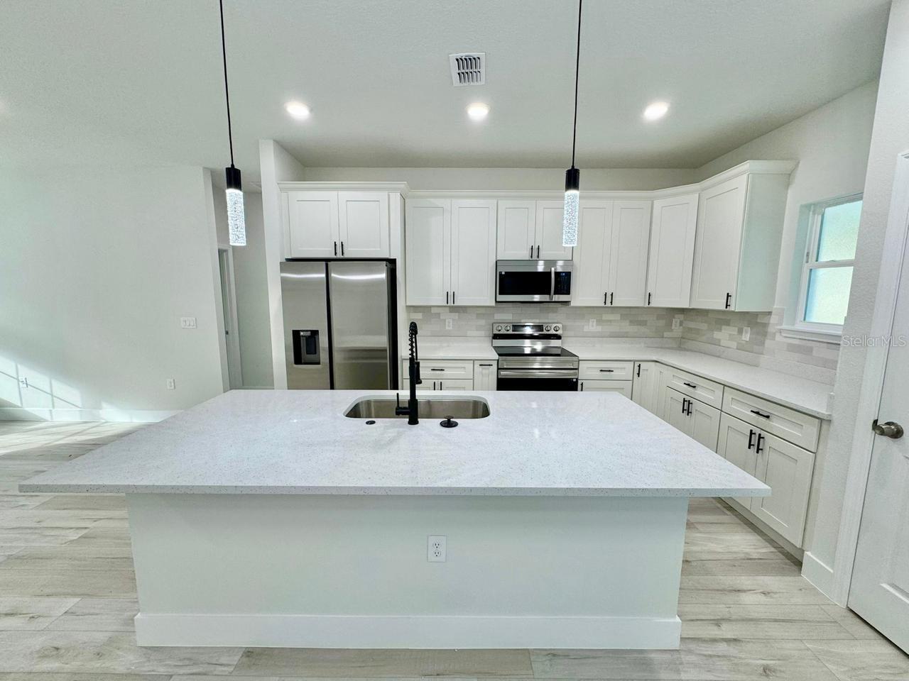 CITRUS SPGS UNIT 11 - Residential