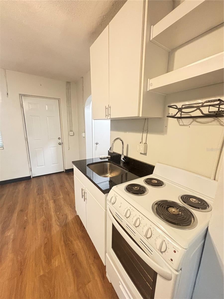 707 ROSERY ROAD NW 6