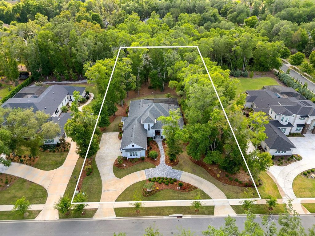 Photo of 3024 SW 111th Way, Gainesville, FL 32608 (MLS # GC539883)