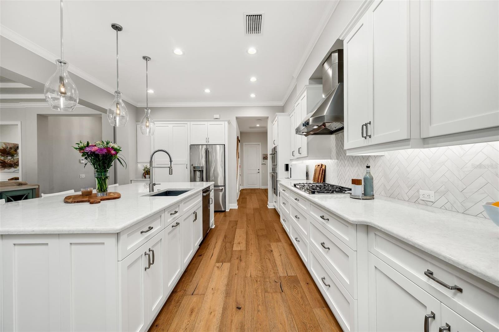 OAKMONT PH 2 PB 32 PG 30 - Residential