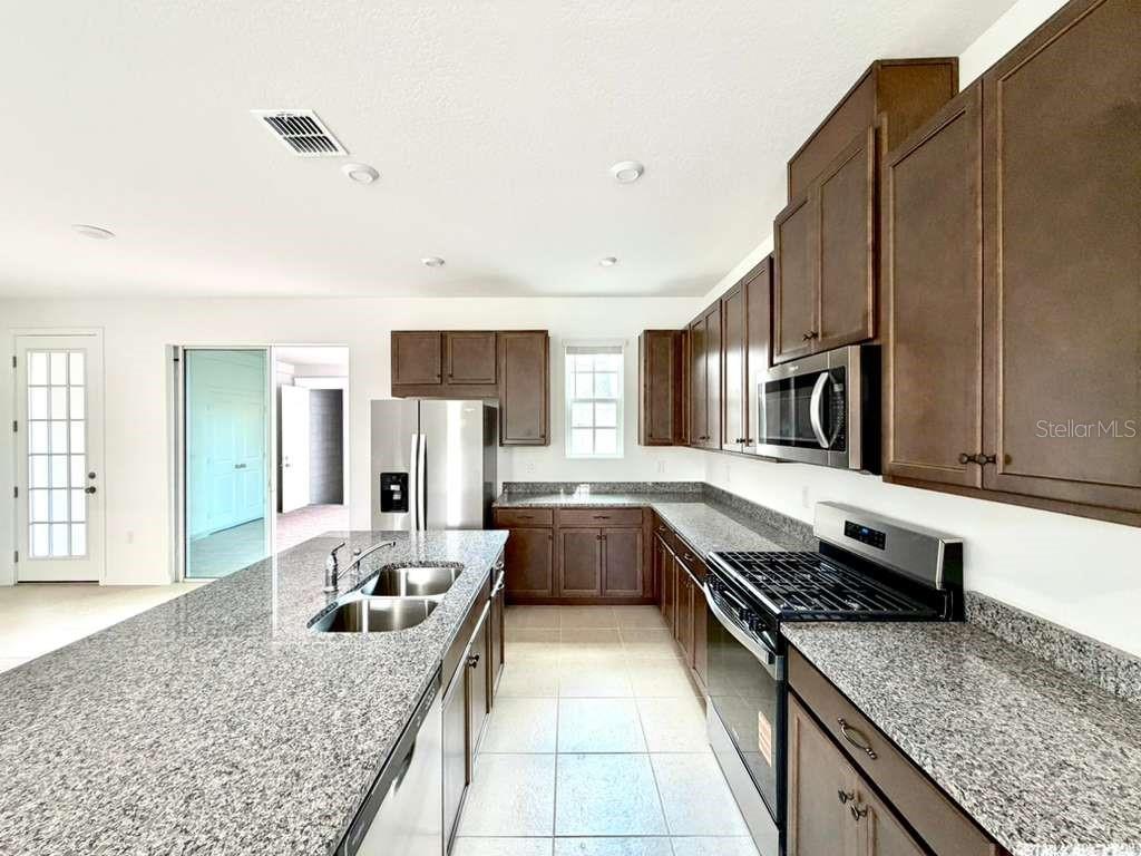 CELEBRATION ISLAND VLG PH 2A - Residential Lease